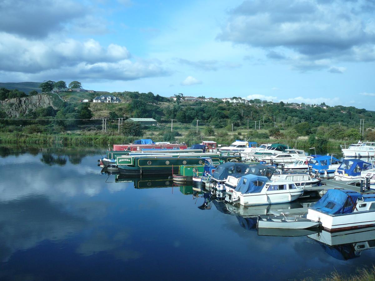 The Boat House Hotel Kilsyth Buitenkant foto