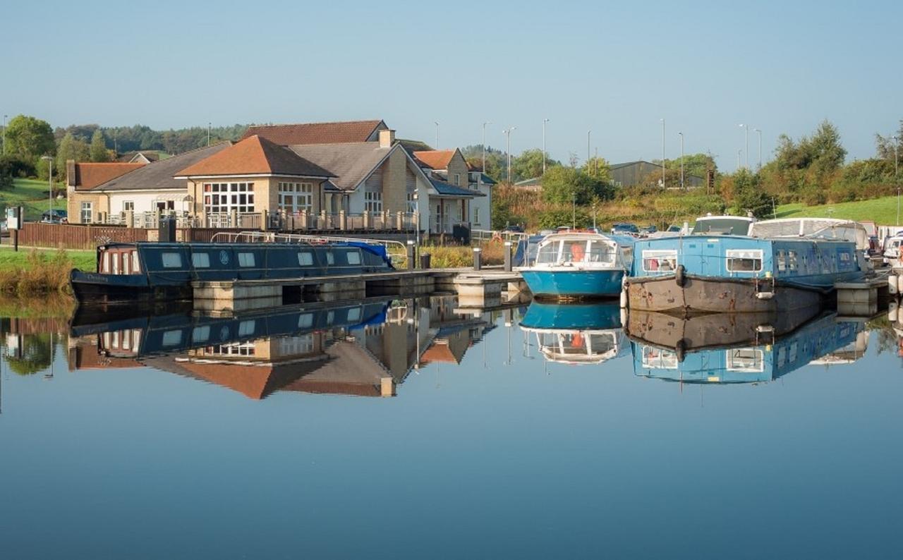 The Boat House Hotel Kilsyth Buitenkant foto